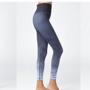 NWT Sol & Mane gray watercolor-print leggings sz L